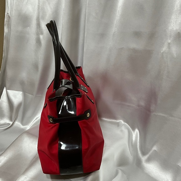 Kate Spade ♠️  Red Large, nylon Tote 5-H2a - Picture 2 of 9